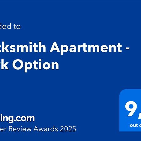 Locksmith Apartment - Park Option Sevilla Exterior foto