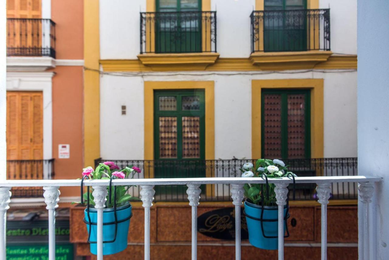 Locksmith Apartment - Park Option Sevilla Exterior foto